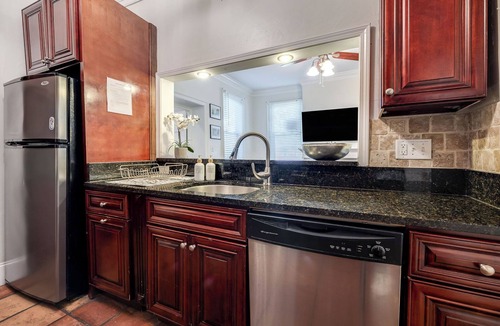 Beach Institute Condo | The James Leonard House with Pool!