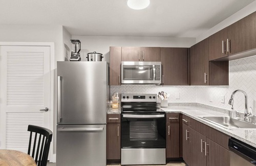 Tuscaloosa Condo | The Kristen 1st Floor Riverfront Condo with Pool & Gym Access