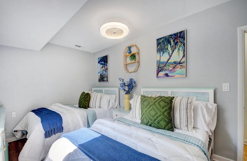 Parrot Cove Cottage | The Lake Worth Beach Experience: A Blend of Comfort, Luxury, and Connectivity