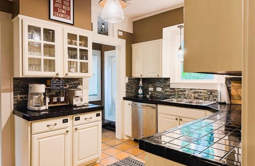 Monroe House | The Local is a cozy 2-bedroom house with tons of amenities in charming Monroe!
