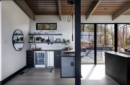 Chatsworth House | The Lodge at Pinhoti Peak - Modern Mountain Cabin