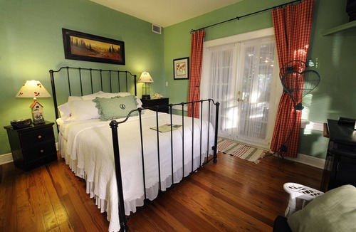 Parrot Cove House | The Mango Inn Bed & Breakfast