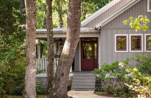 Oxford House | The Nest Egg, 3BR Home by Velvet Ditch Villas