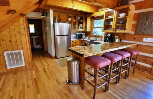 Cherokee Cabin | The Oakes: 6 min to Harrahs & Sequoyah National