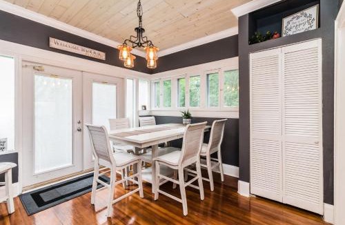 East Lake Morton House | The Osceola Historic District Charm - 10 Minute Walk to FSC & Downtown Lakeland