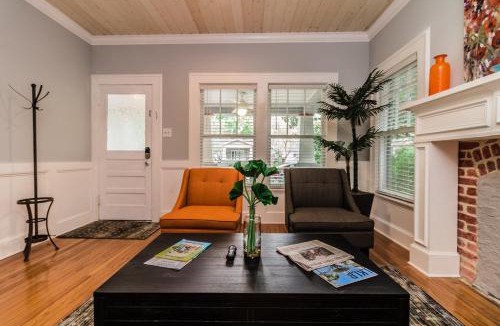 East Lake Morton House | The Osceola Historic District Charm - 10 Minute Walk to FSC & Downtown Lakeland