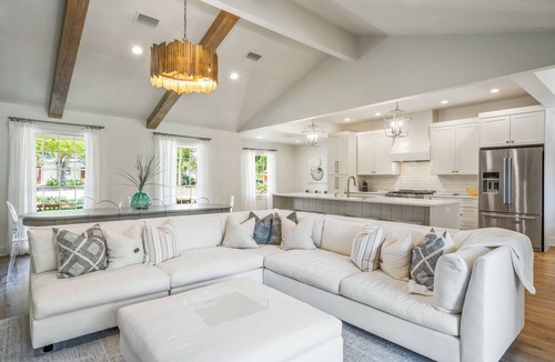 East Beach House | The Palm - East Beach Private Retreat - Saltwater Pool, Hot Tub, Beach Access!