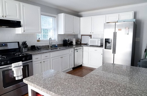 Candler-McAfee House | The Perfect Intown Stay for Groups- 5BR 2.5BA