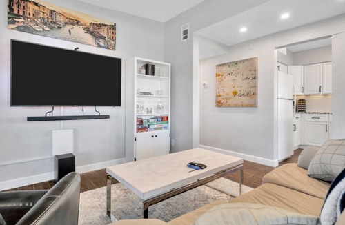Largo House | The Pool House -Private Heated Pool w Entire House ~ PETS WELCOME!
