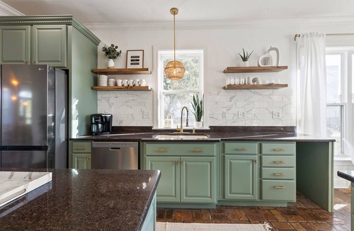 Henderson Point House | The Salty Bungalow - Pool, Pet Friendly, Walking distance to Beach!