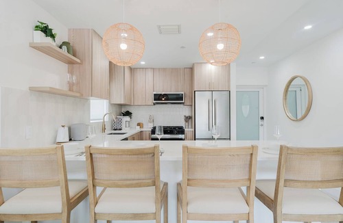 Boca Raton Apartment | The Spanish River - 2BR Waterfront Boca