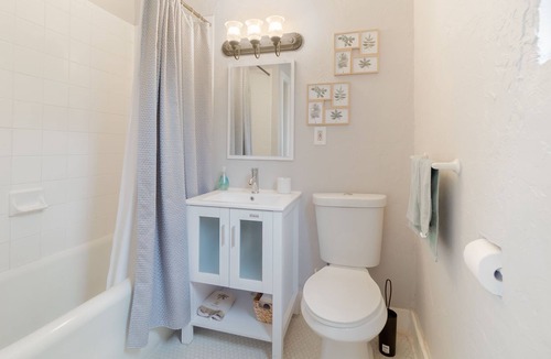 Palm Beach Condo | The Sunset 34 |1 Block to the Ocean | Island 1bd +parking