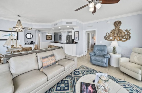 Panama City Beach Condo | The Sunset at Calypso | West-End Corner Beachfront Residence-Steps to Pier Park