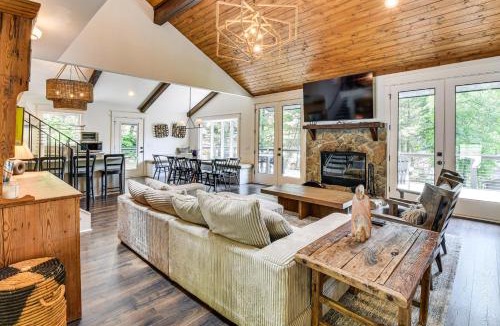 Wiley House | The Ultimate Luxury Retreat on Lake Burton!