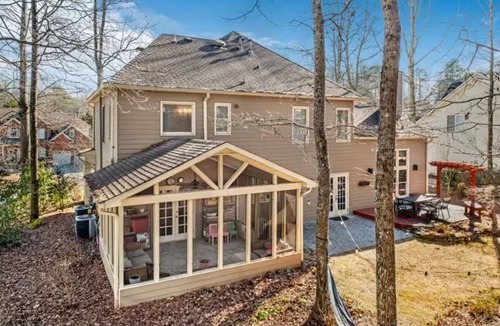 Johns Creek House | The Victorian Serenity at Johns Creek