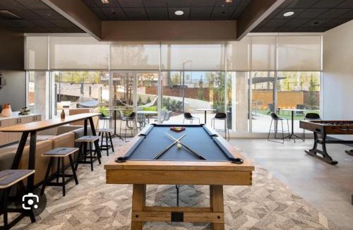 Five Points South Apartment | The View at 11 Downtown Birmingham Skyline Suite