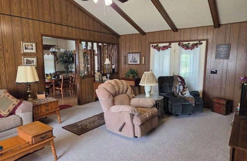 Albertville House | This house is a 3 bedroom(s), 2 bathrooms, located in Albertville, AL.