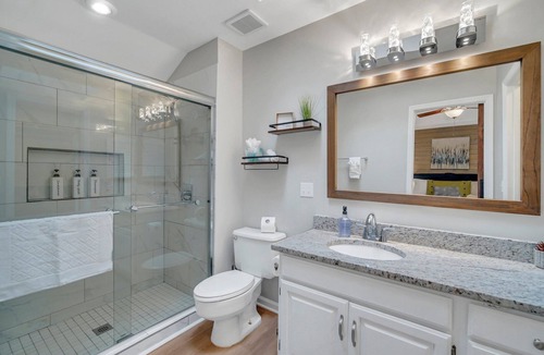Richmond Hill House | This house is a 4 bedroom(s), 2 bathrooms, located in Richmond Hill, GA.