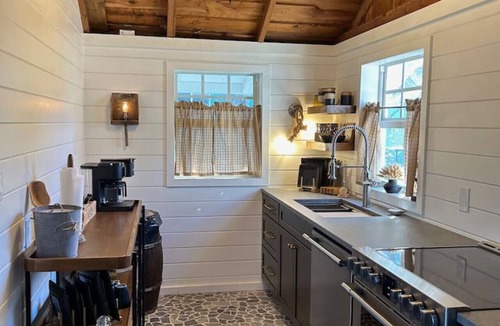 Allandale House | Tidal Mist Cottage on the River