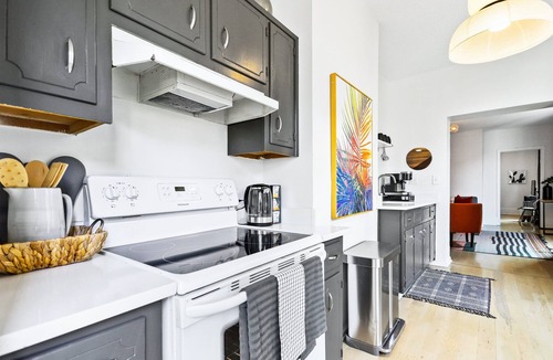 Old Fourth Ward House | Timeless Elegance Meets Boho Bliss | Luxury Duplex by Beltline & Downtown ATL