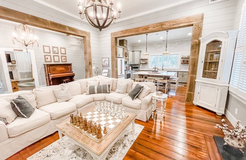 Columbiana House | Timeless Southern Elegance in the Heart of Columbiana