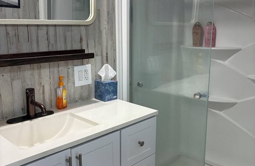 Milton Cottage | Tiny Home on 3 park like acres in New Iberia, LA