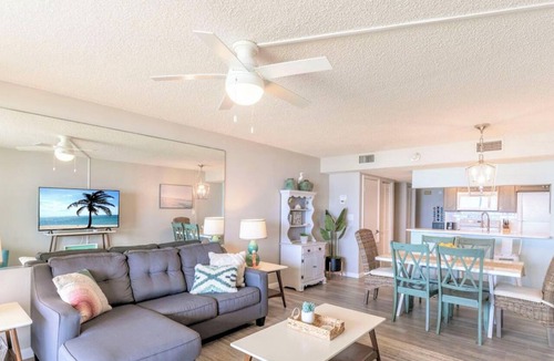 Port Canaveral Condo | Top Floor direct view | Gorgeous Sunny Oasis on the Beach!
