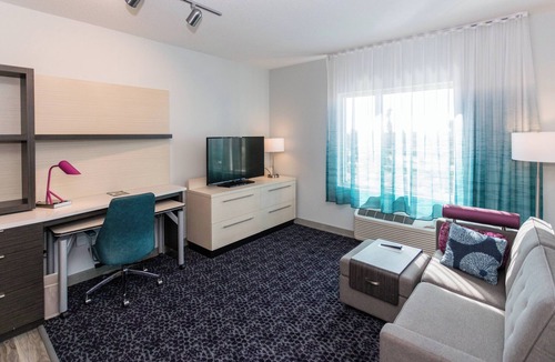 Traditions Hotel | TownePlace Suites by Marriott Port St. Lucie I-95