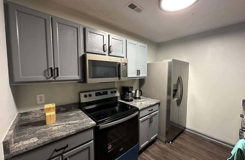 Belmont House | Townhome 5 beds 20 mins to Atlanta Large group % %