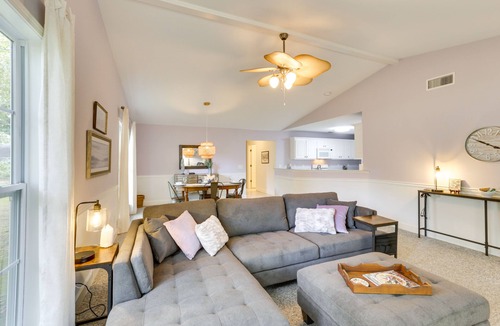 Thomasville Cottage | Tranquil Thomasville Retreat w/Deck + Dining Area
