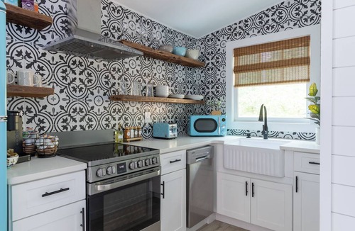 Buford Cottage | Tranquility Pond Cottage, Relax, Fish and Unwind