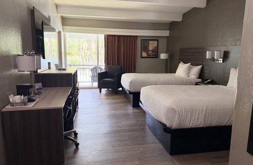 Lakeland Hotel | Travelodge by Wyndham Lakeland