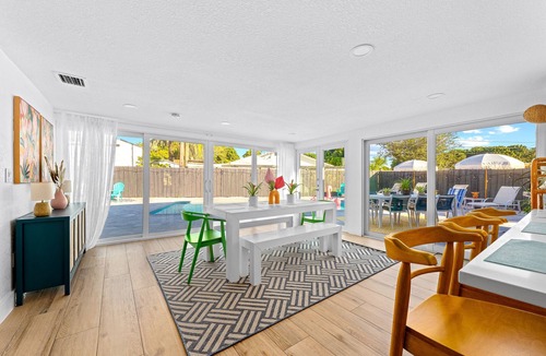 Parker Ridge House | Tropical Jungle Pool House in West Palm minutes from the beach, downtown, & PBI!