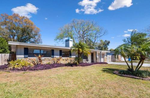 Seminole House | Tropical Oasis FL Seminole