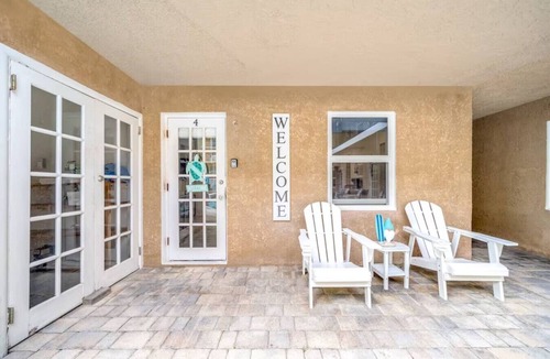 Coral Ridge Apartment | Tropical Paradise + POOL & PATIO