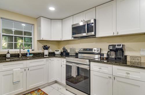 Greater Palm River Point CDC House | Tropical Tampa Home: Pets Welcome!