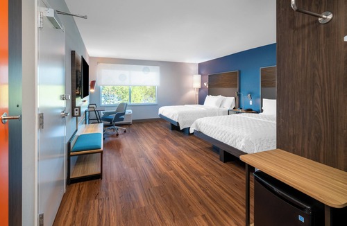 Eden Hotel | Tru by Hilton Savannah Airport