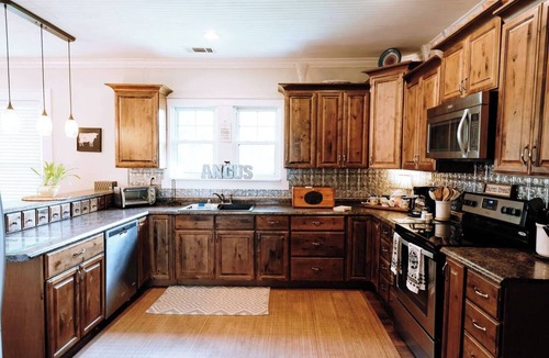 Seneca House | Tucker Farm Cottage on Century Farm