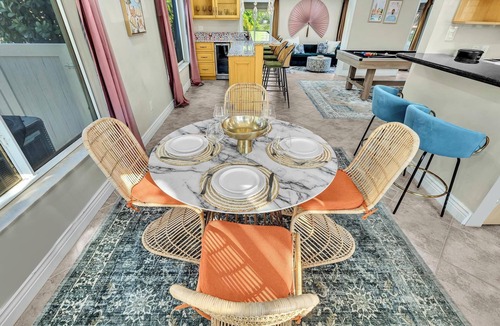 South Corals House | Turquoise Palm Heated Pool Jacuuzi Movie Theater