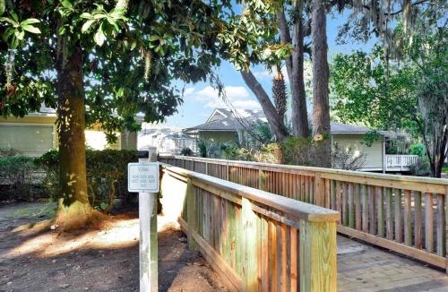 St. Simons Island House | Tutu's Place
