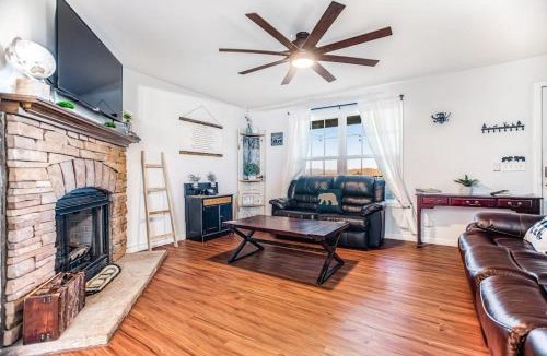 Cullowhee House | Twin Bear Cabin