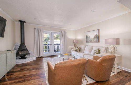 Vestavia Hills Apartment | Two Bedroom in Homewood, Minutes from Samford!