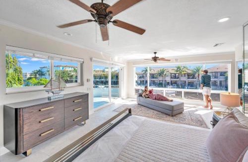 Coral Ridge Apartment | Two-floor Suite Heated pool Dock Access Quiet Neighborhood SaltAire One RESlDENCES