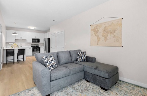 Orange Prairie Apartment | Unit 302 at Summershade