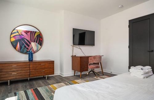 Peoplestown Apartment | Unwind in a Modern Suite in Summerhill-Peoplestown