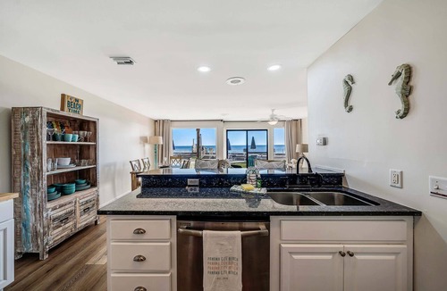 Fort Bay Condo | Updated Latitude 29 #26 Beachfront w/Heated Pool, Hot Tub, Grills & Free Golf