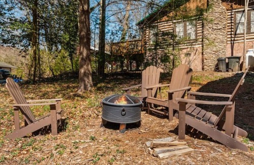 Lake Junaluska Apartment | Updated Studio 3Min Walk to Lake