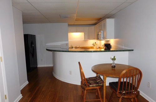Smyrna House | Upscale area. Close to Braves & Mercedes-Benz Stadium.