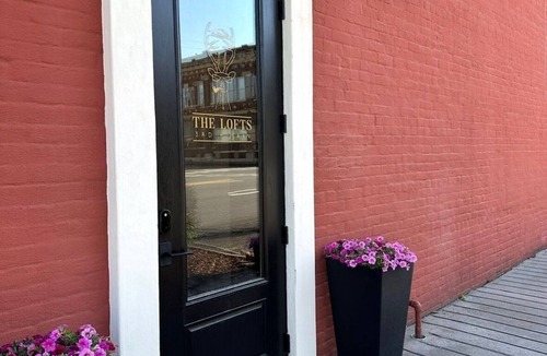 Heber Springs Apartment | Upscale-historic 3 bedroom loft
