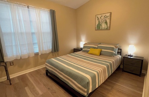 New Tampa House | Upscale: POOL, KING Bed, Long Stay by Tampa Palms